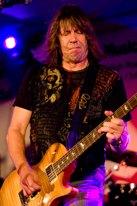 Pat Travers