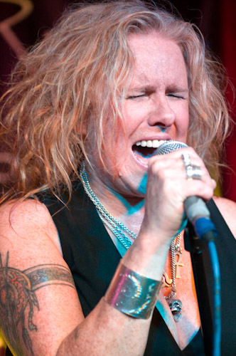 Never The Bride - Nikki Lamborn, lead singer
