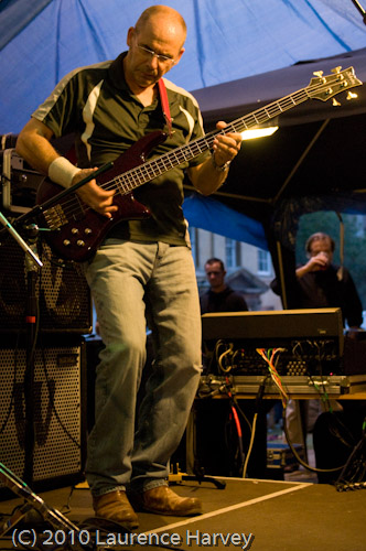 Innes Sibun's Bass player - Steve Hall