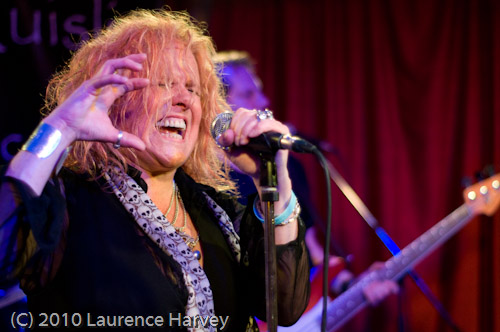 Nikki Lamborn, vocals