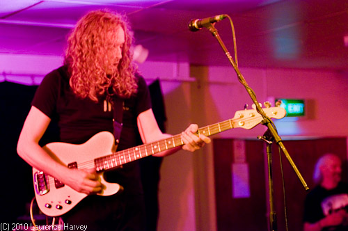 Gary Rackham (bass)