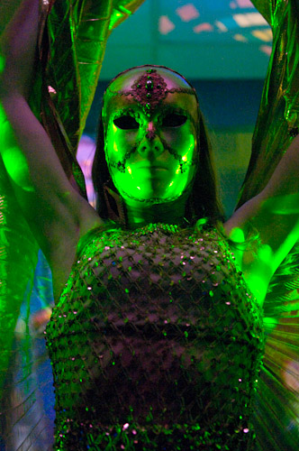 Miss Angel, cosmic dancer