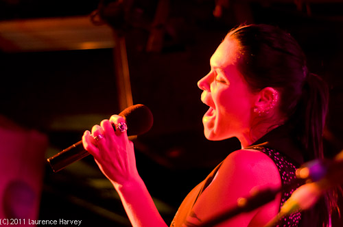 Beth Hart, vocals