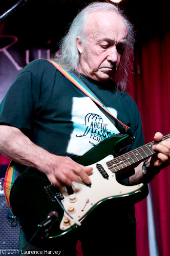 Tony McPhee on guitar