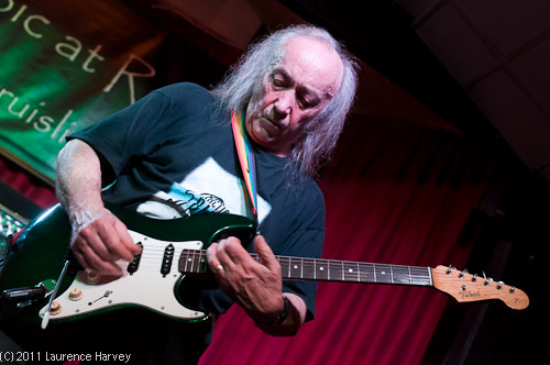 Tony McPhee on guitar