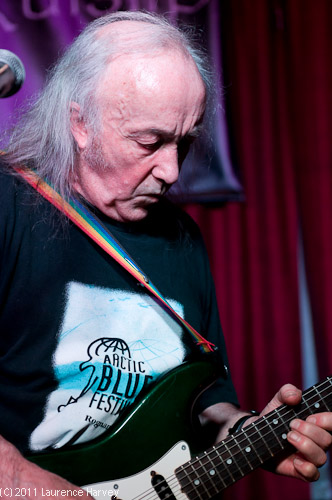 Tony McPhee on guitar