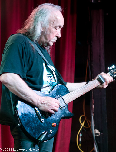 Tony McPhee on guitar