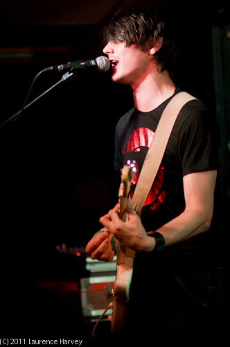 Jay Tamkin on guitar