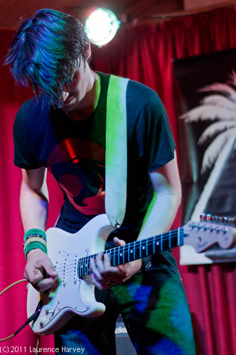Jay Tamkin on guitar
