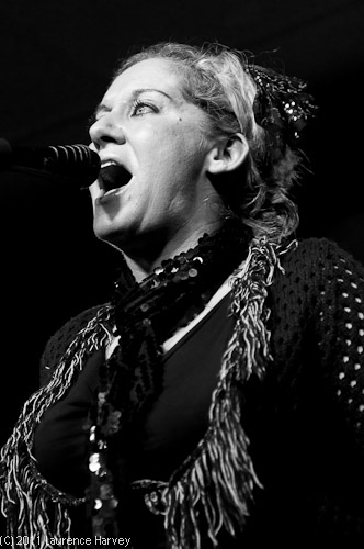 Mandie G on vocals