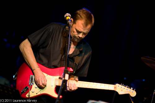 Steve French on vocals & guitar
