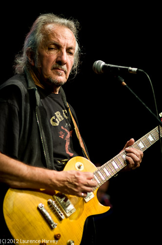 Cliff Gater, Guitar & Vocals