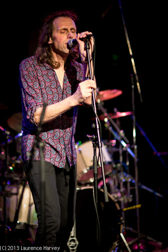 Geoff Grange on vocals