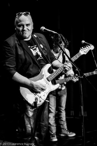 Phil Fernandez on guitar & vocals