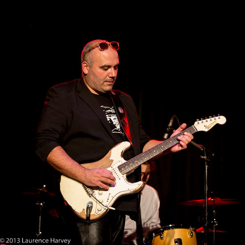 Phil Fernandez on guitar & vocals