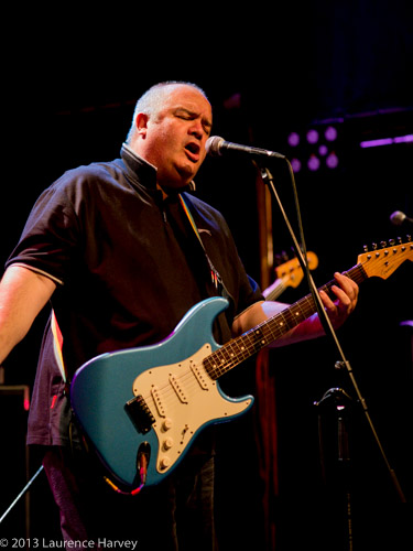 Nick Hyde on guitar & vocals