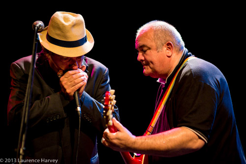 David Raphael on harmonica & Nick Hyde on guitar
