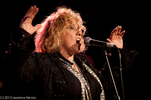 Nikki Lamborn on vocals