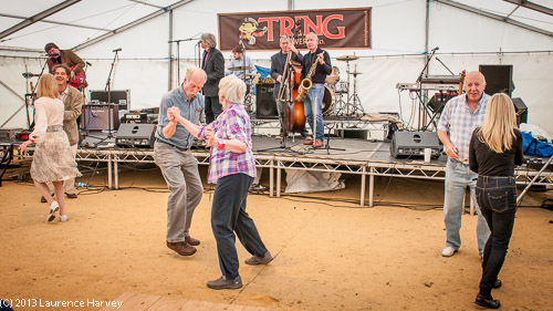 The Shufflepack entertain the crowd