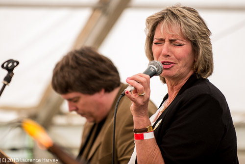 The Shufflepack's guest vocalist, Chris Lord
