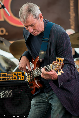 Moondogs - Eddie Masters on bass