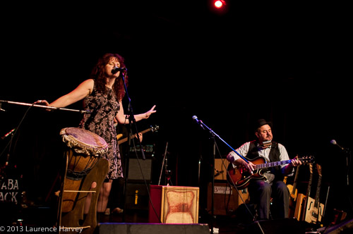 Becky Tate on vocals and Trevor Steger on guitar & harmonica