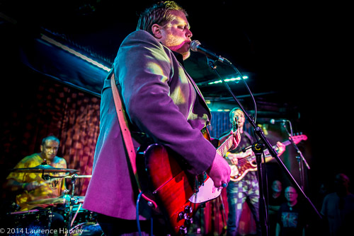 Danny Bryant on guitar & vocals