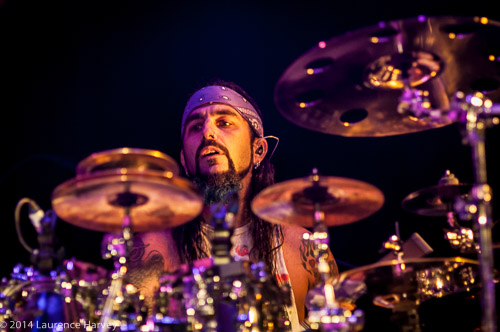 Mike Portnoy on drums
