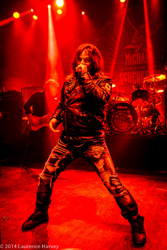 Doogie White on vocals