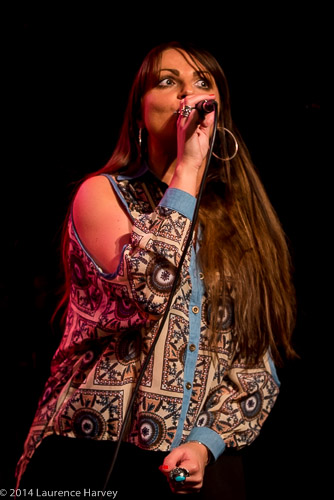Cherry Lee Mewis on vocals
