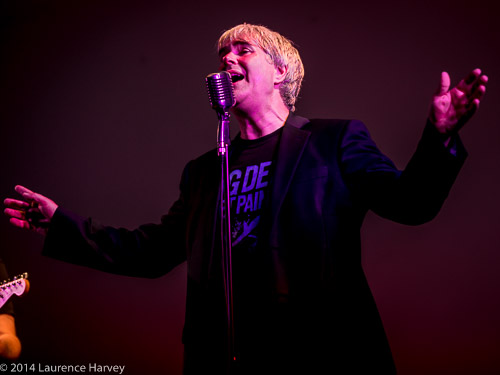 Stuart 'Son' Maxwell on vocals
