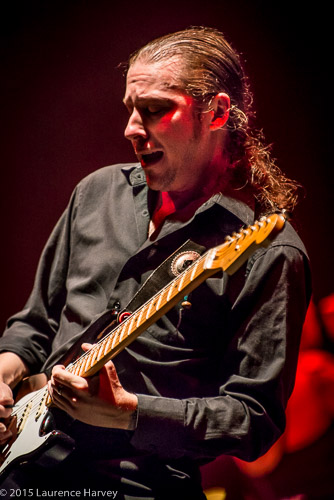 PJ Barth on guitar