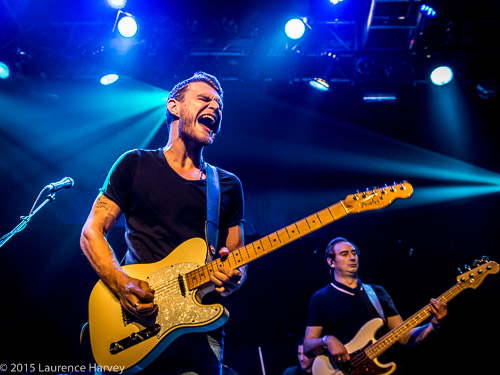 Ben Poole on guitar & vocals, Mat Beable on bass