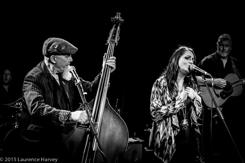 Robbie Stewart-Matthews on double bass & Cherry Lee Mewis on vocals