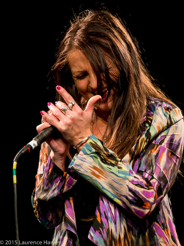 Cherry Lee Mewis on vocals