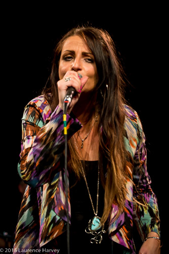 Cherry Lee Mewis on vocals