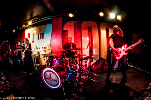 Chantel McGregor & her band on stage at The 100 Club