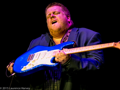Danny Bryant on guitar & vocals
