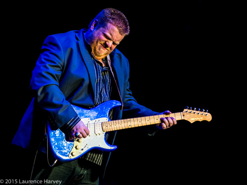 Danny Bryant on guitar & vocals