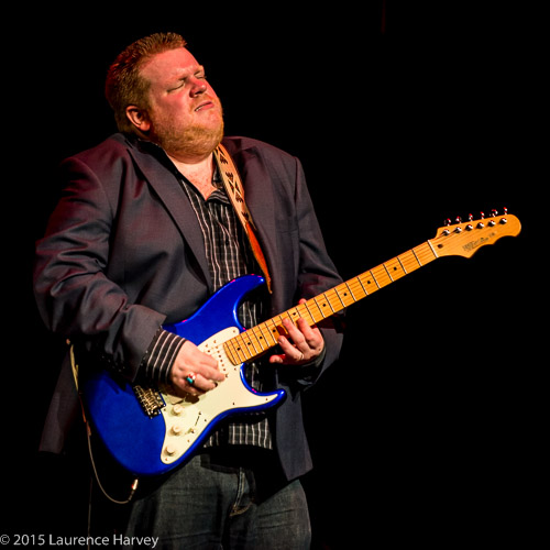 Danny Bryant on guitar & vocals