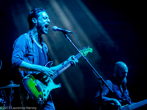 Dan Patlansky on guitar & vocals (Clint Warren Falconer on bass)
