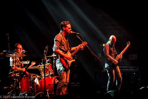 Dan Patlansky & his band on stage at the Hammersmith Apollo. (Andy Maritz on drums & Clint Warren Faulkner on bass)