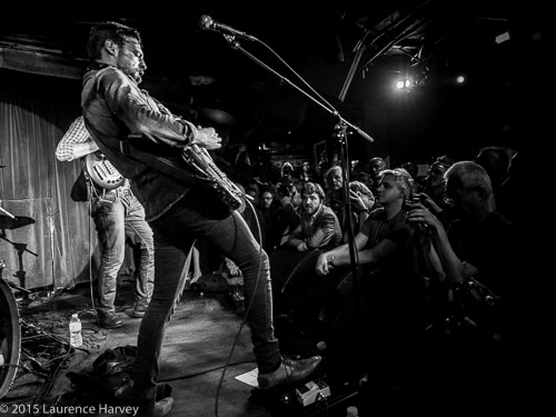 Dan Patlansky & his band on stage at The Borderline