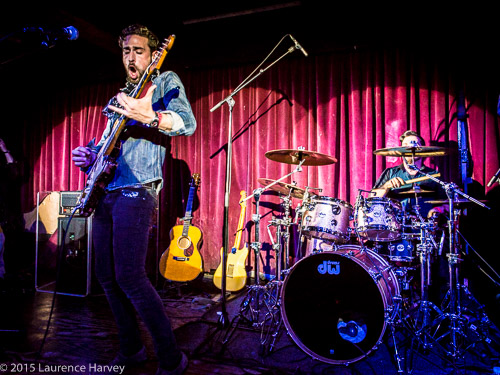 Dan Patlansky & his band on stage at The Borderline