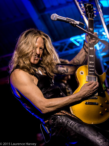 Doug Aldrich on guitar