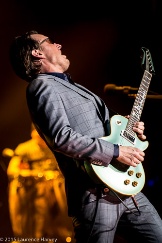 Joe Bonamassa on guitar & vocals