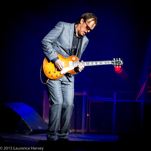 Joe Bonamassa on guitar & vocals