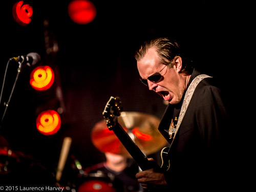 Joe Bonamassa on guitar & vocals