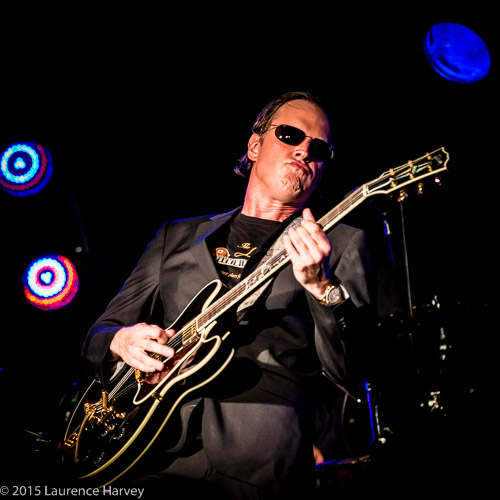 Joe Bonamassa on guitar & vocals
