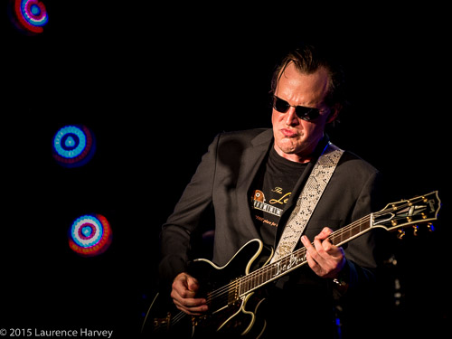 Joe Bonamassa on guitar & vocals